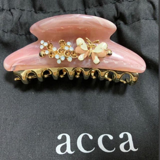 acca(アッカ)の☆新品☆acca アッカ　FAUNA-BICOLORE FARFALLAクリップ レディースのヘアアクセサリー(バレッタ/ヘアクリップ)の商品写真