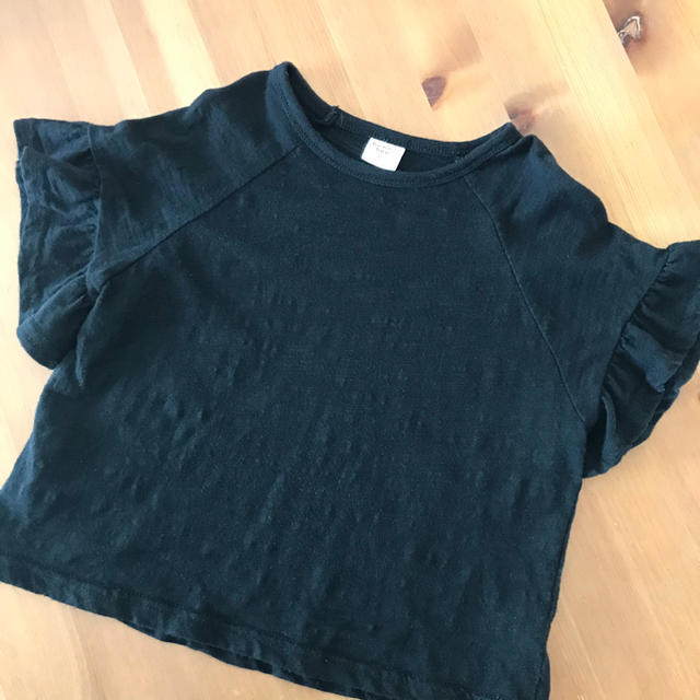 ZARA KIDS(ザラキッズ)の袖フリルTシャツ　 キッズ/ベビー/マタニティのキッズ服女の子用(90cm~)(Tシャツ/カットソー)の商品写真