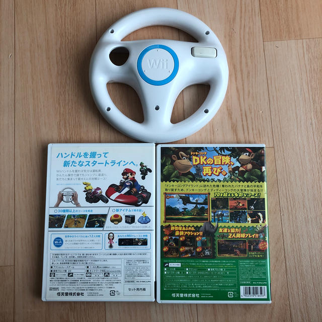 Wii(ウィー)のマリオカート・ドンキーコングリターンズ・Wii エンタメ/ホビーのゲームソフト/ゲーム機本体(家庭用ゲームソフト)の商品写真