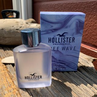 ホリスター(Hollister)のHOLLYSTER 香水　フリーウェーブ(香水(男性用))