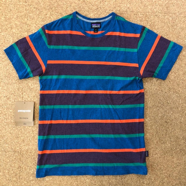 patagonia(パタゴニア)の美品PATAGONIAパタゴニアDailyTeeデイリーTBandanaBlue メンズのトップス(Tシャツ/カットソー(半袖/袖なし))の商品写真