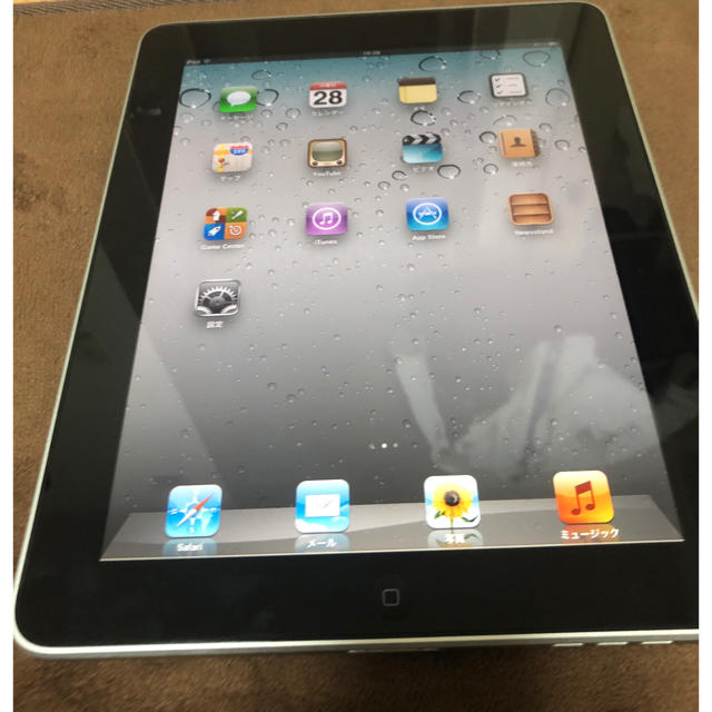 Wi-FiモデルOSApple 初代iPad (第1世代） 9.7インチ 16GB Wi-Fi★