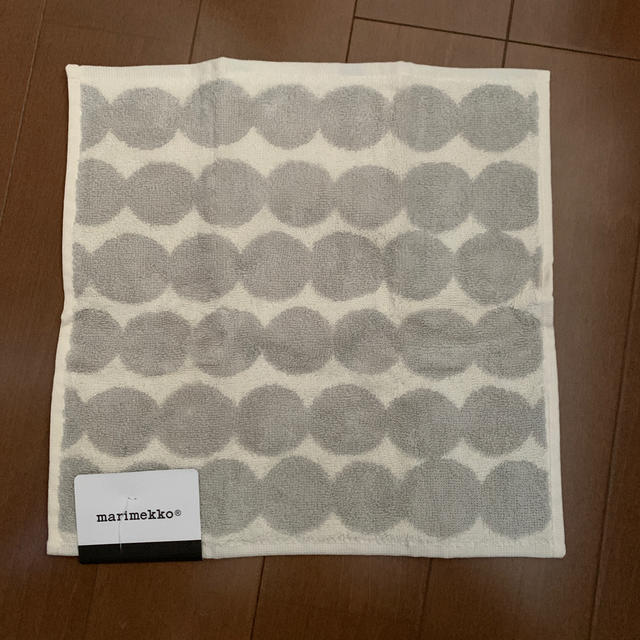 marimekko(マリメッコ)のmarimekko タオルハンカチ レディースのファッション小物(ハンカチ)の商品写真