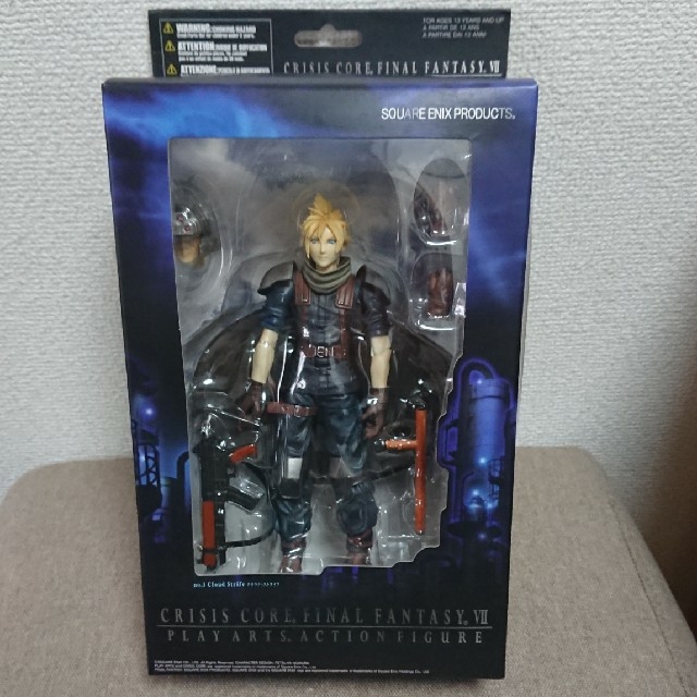 ff7 プレイアーツ クライシスコア クラウド 新品 未使用