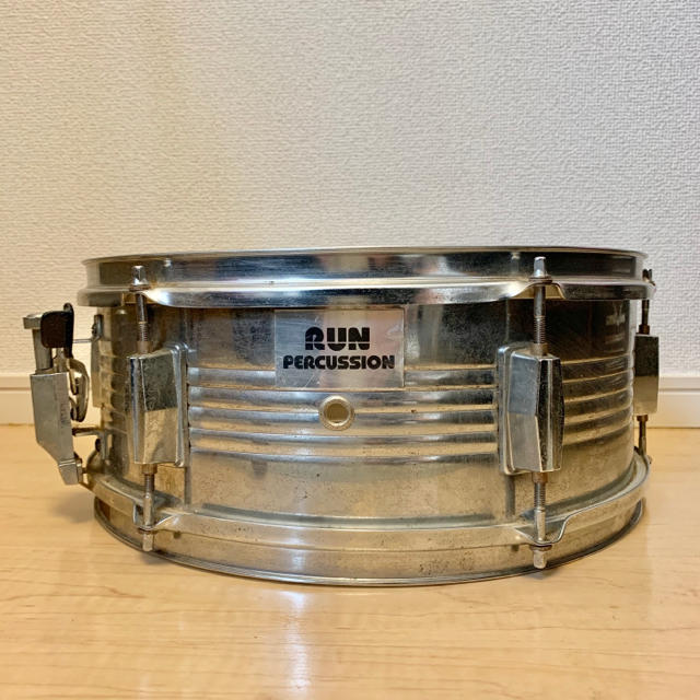 【送料込み】RUN PERCUSSION スネア ドラム 年代物  楽器のドラム(スネア)の商品写真