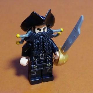 レゴ(Lego)のレゴ★パイレーツオブカリビアン 黒ひげ 美品 人気 激レア(知育玩具)