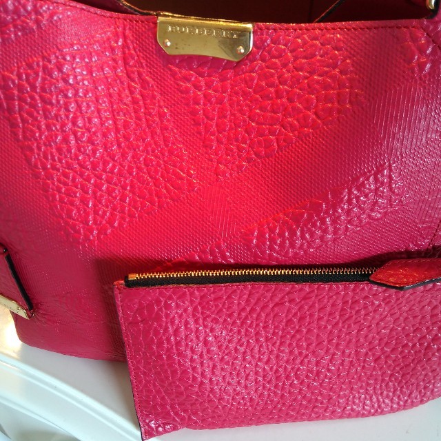 BURBERRY BURBERRYバッグの通販 by ゆうショップ|バーバリーならラクマ - 大人気新作