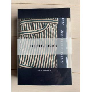 バーバリー(BURBERRY)のバーバリー　パンツ(ショーツ)