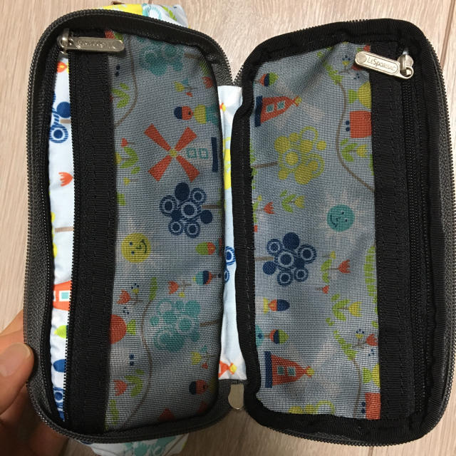 LeSportsac(レスポートサック)のレスポートサック ポーチ レディースのファッション小物(ポーチ)の商品写真