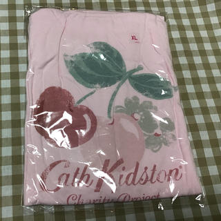 キャスキッドソン(Cath Kidston)のキャスキッドソン　Cath kidson XL半袖ＵＴさくらんぼ柄ピンク薄桃色(Tシャツ(半袖/袖なし))