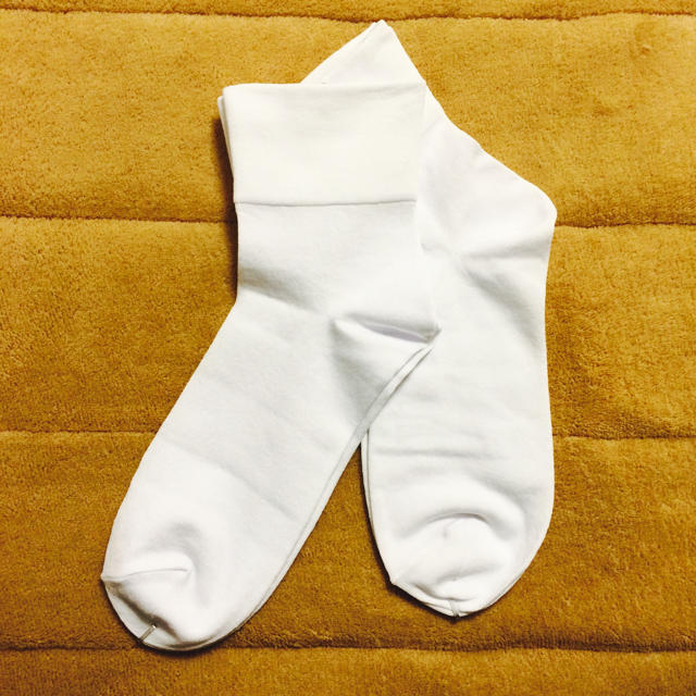 UNIQLO(ユニクロ)の新品＊ナイロン White socks レディースのレッグウェア(ソックス)の商品写真