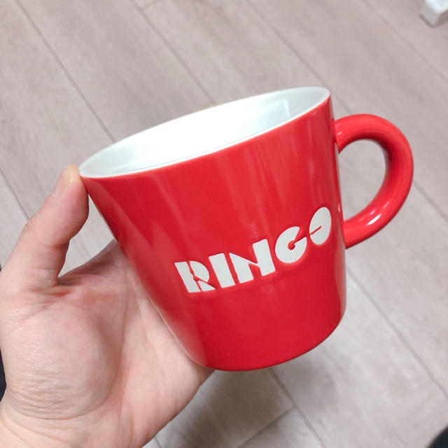 RINGO　リンゴ マグカップ　非売品　新品未使用　箱付き インテリア/住まい/日用品のキッチン/食器(グラス/カップ)の商品写真