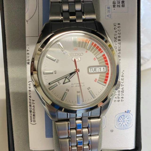 SEIKO(セイコー)のSEIKO セイコー 腕時計 メンズ ホワイト文字盤 [時計] [逆輸入品] メンズの時計(腕時計(アナログ))の商品写真