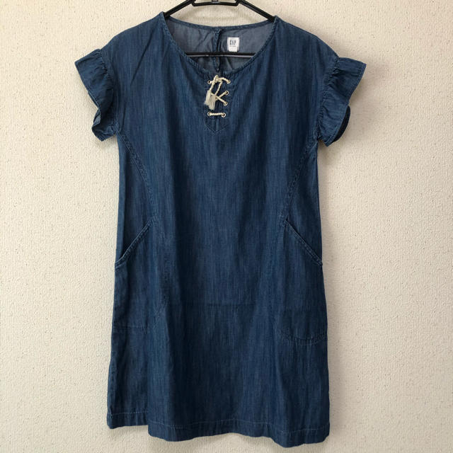 GAP Kids(ギャップキッズ)のデニムワンピース キッズ/ベビー/マタニティのキッズ服女の子用(90cm~)(ワンピース)の商品写真