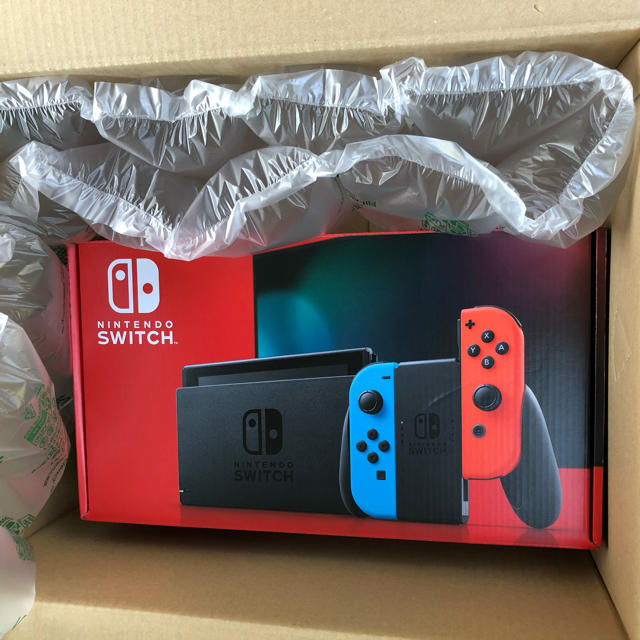 エンタメ/ホビーNintendo Switch 本体 ネオンブルー ネオンレッド 新品未開封