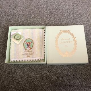 ラデュレ(LADUREE)のLADUREEタオルハンカチ(ハンカチ)