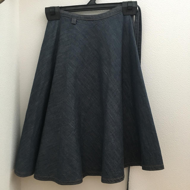 DEUXIEME CLASSE(ドゥーズィエムクラス)のDEUXIEME CLASSE ラップスカート レディースのスカート(ひざ丈スカート)の商品写真