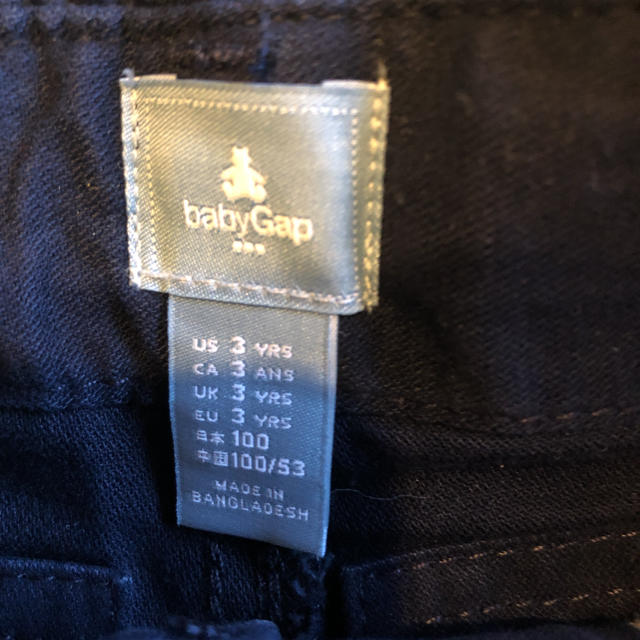 babyGAP(ベビーギャップ)のGAP カーゴハーフパンツ　100 キッズ/ベビー/マタニティのキッズ服男の子用(90cm~)(パンツ/スパッツ)の商品写真