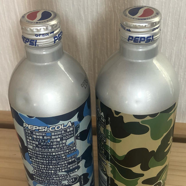 サントリー(サントリー)のA BATHING APE×PEPSI缶　２本セット 食品/飲料/酒の飲料(その他)の商品写真