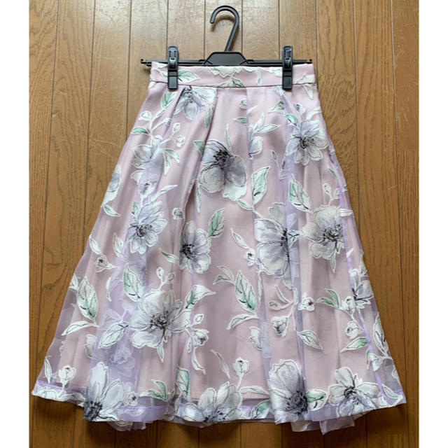 MERCURYDUO(マーキュリーデュオ)のMERCURYDUO オパールbigフラワーフレアスカート レディースのスカート(ひざ丈スカート)の商品写真