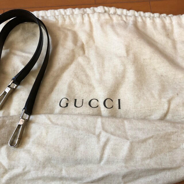 Gucci(グッチ)のお値下げしました。GUCCI★黒エナメルトートバック レディースのバッグ(トートバッグ)の商品写真