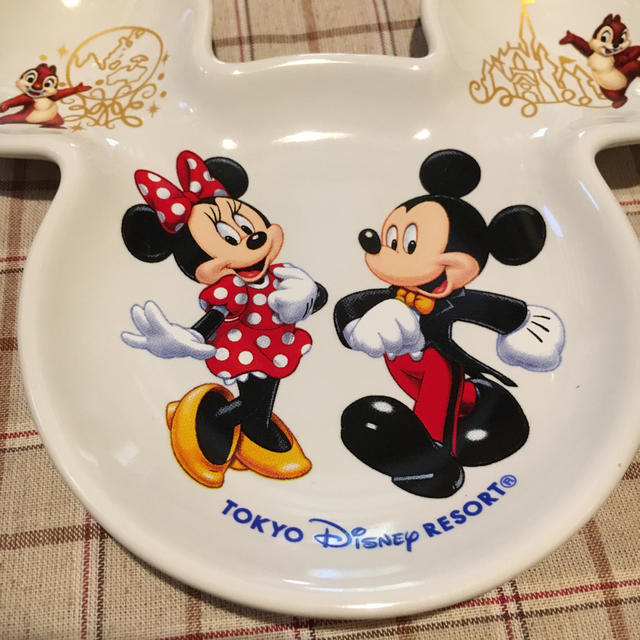 Disney(ディズニー)の東京ディズニーリゾート　ミッキー型のお皿 インテリア/住まい/日用品のキッチン/食器(食器)の商品写真