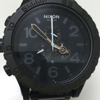 ニクソン(NIXON)のNIXON/51-30  クロノグラフ　文字盤グリーン/ブラック　ステンレス　(腕時計(アナログ))