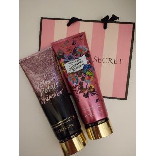 ヴィクトリアズシークレット(Victoria's Secret)のVICTORIA'S SECRET♥️ 限定ボディローション２本(ボディクリーム)