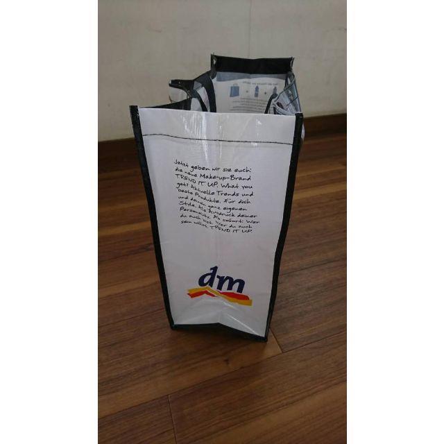 ドイツ dm ドイツ 大型エコバッグ マイバッグ 30l リサイクル素材  インテリア/住まい/日用品の日用品/生活雑貨/旅行(日用品/生活雑貨)の商品写真