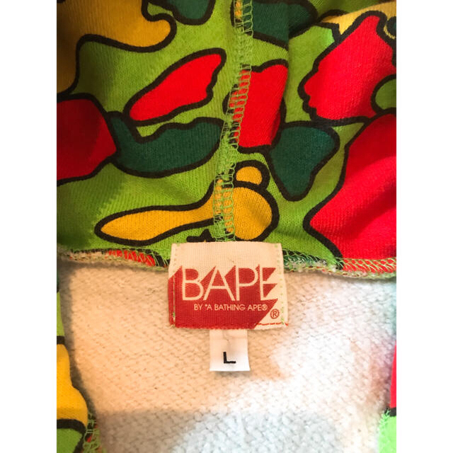 A BATHING APE(アベイシングエイプ)の☆BAPE☆サイケ☆パーカー☆未使用☆アベイシングエイプ☆ メンズのトップス(パーカー)の商品写真