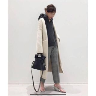 アパルトモンドゥーズィエムクラス(L'Appartement DEUXIEME CLASSE)のLAUREN MANOOGIAN Long Open Cardigan  美品(カーディガン)