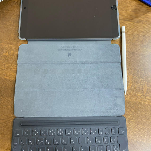 iPad Air 第3世代256GB セルラーモデル純正キーボードペンシル付き