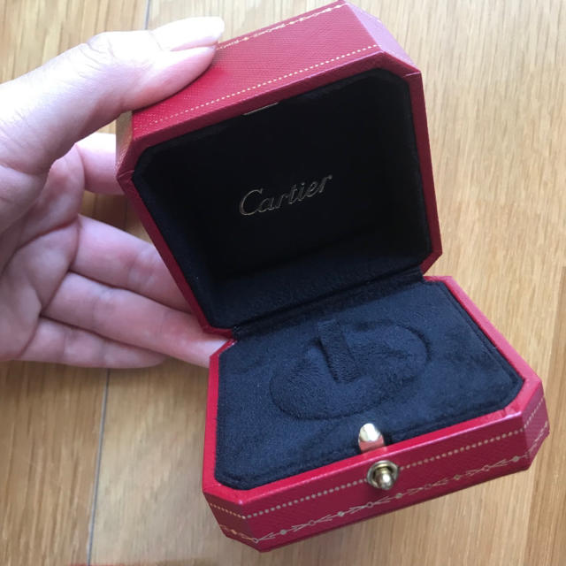 Cartier(カルティエ)のカルティエ トリニティ リングケース レディースのアクセサリー(リング(指輪))の商品写真