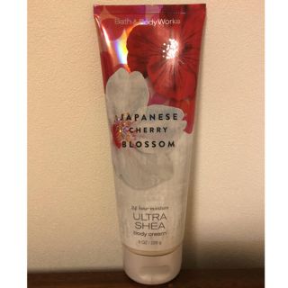 バスアンドボディーワークス(Bath & Body Works)の【さとぅー様専用 】bath&body works body cream226g(ボディクリーム)