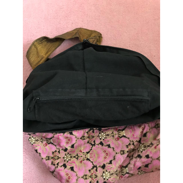 タイで買ったバッグ レディースのバッグ(ショルダーバッグ)の商品写真