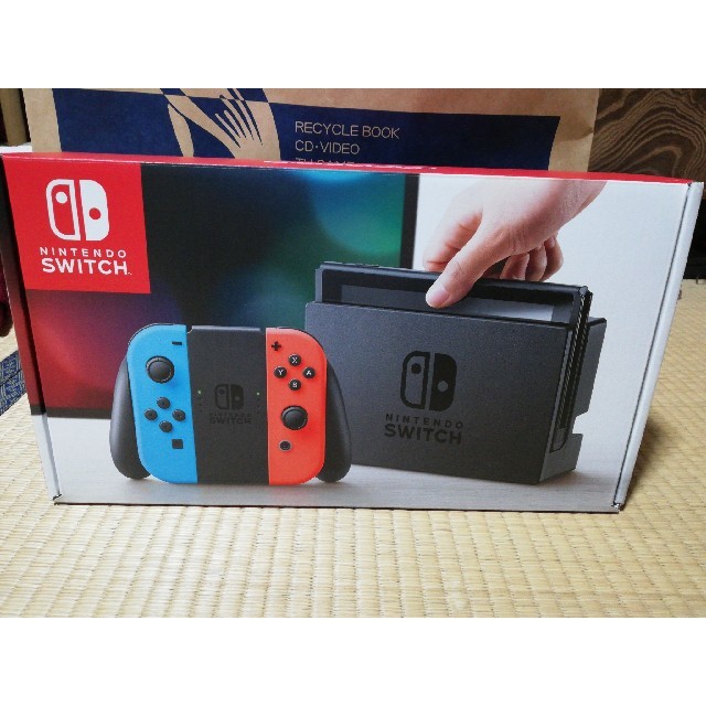 ななみさま専用！Nintendo Switch 本体    美品