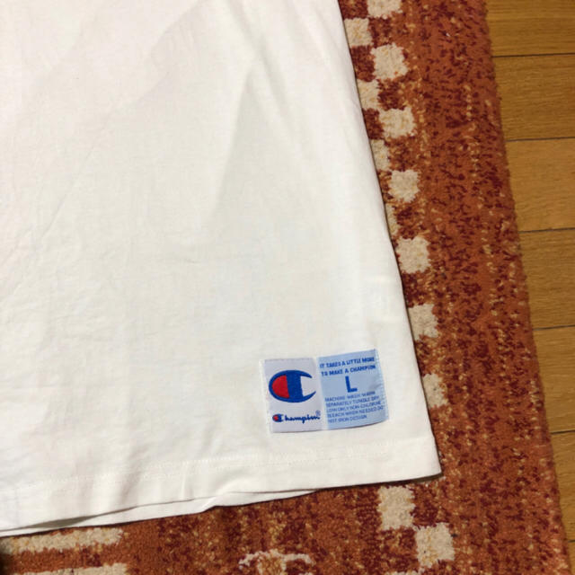 Champion(チャンピオン)の値下げチャンピオン TシャツＬサイズ レディースのトップス(Tシャツ(半袖/袖なし))の商品写真