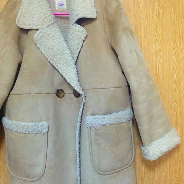 POU DOU DOU(プードゥドゥ)のPOU DOU DOUムートンコート レディースのジャケット/アウター(チェスターコート)の商品写真