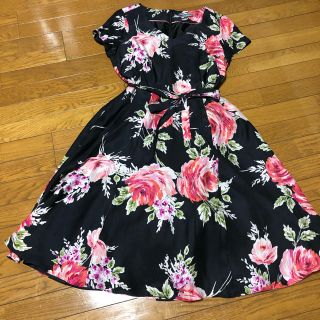 ローラアシュレイ(LAURA ASHLEY)のローラアシュレイ ワンピース(ロングワンピース/マキシワンピース)