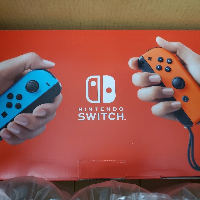 NintendoSwitch本体　新品未開封　ネオン