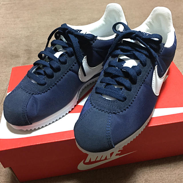 【NIKE】スニーカー　未使用