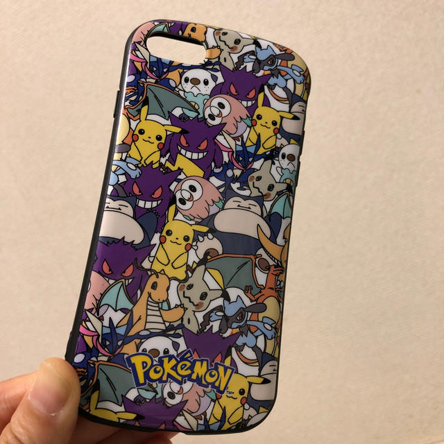 GU(ジーユー)のGU ポケモン iPhoneケース スマホ/家電/カメラのスマホアクセサリー(iPhoneケース)の商品写真