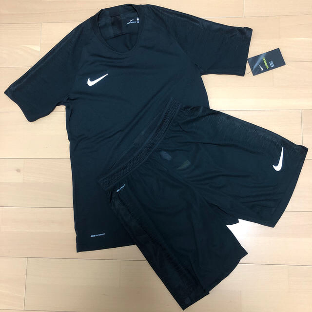 5回程着用いたしましたNIKE ナイキ　チェルシー上下ヴェイパーニット　L