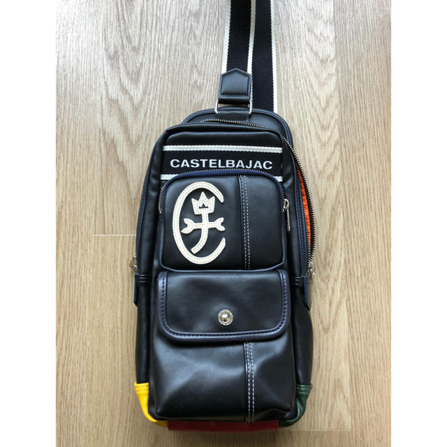 CASTELBAJAC(カステルバジャック)の【美品】CASTELBAJAC ワンショルダーバッグ （ドミネ） メンズのバッグ(ショルダーバッグ)の商品写真