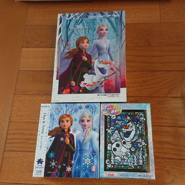 アナと雪の女王(アナトユキノジョオウ)の週末値下げ 新品未開封 アナと雪の女王 パズル × 3 エンタメ/ホビーのおもちゃ/ぬいぐるみ(キャラクターグッズ)の商品写真