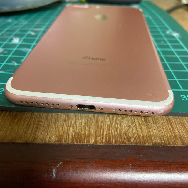 Apple(アップル)のiPhone7plus ジャンク スマホ/家電/カメラのスマートフォン/携帯電話(スマートフォン本体)の商品写真