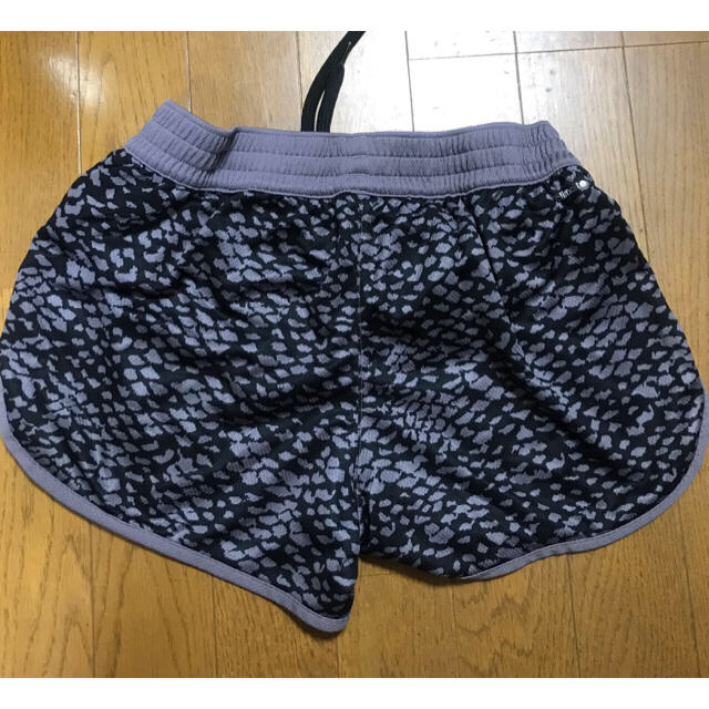 adidas(アディダス)のadidas レディース　クライマイト　ショートパンツ US XS 匿名配送 レディースのパンツ(ショートパンツ)の商品写真