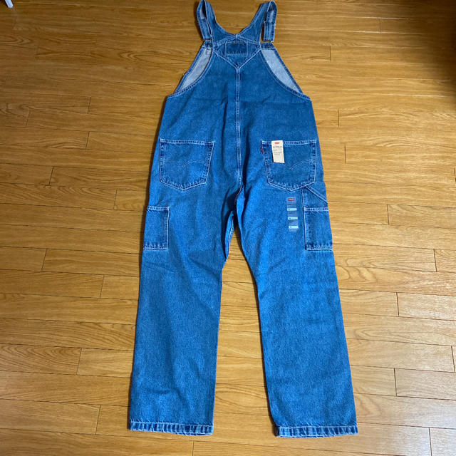 Levi's(リーバイス)の★新品★リーバイス　メンズ　オーバーオール　送料込み メンズのパンツ(サロペット/オーバーオール)の商品写真