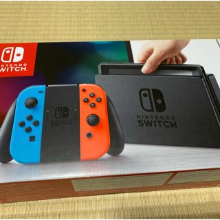 ニンテンドウ(任天堂)の任天堂スイッチ　本体　旧型(家庭用ゲーム機本体)