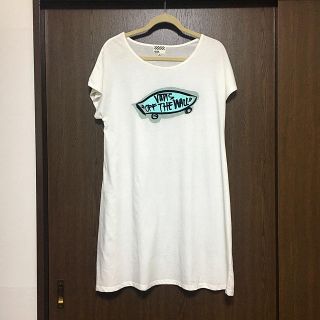 ヴァンズ(VANS)のVANS    ロングTシャツ　レディース　Mサイズ(Tシャツ(長袖/七分))